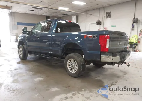 2017 Ford F-250 Xlt из США, поврежденный, VIN 1FT7X2B63HED89271